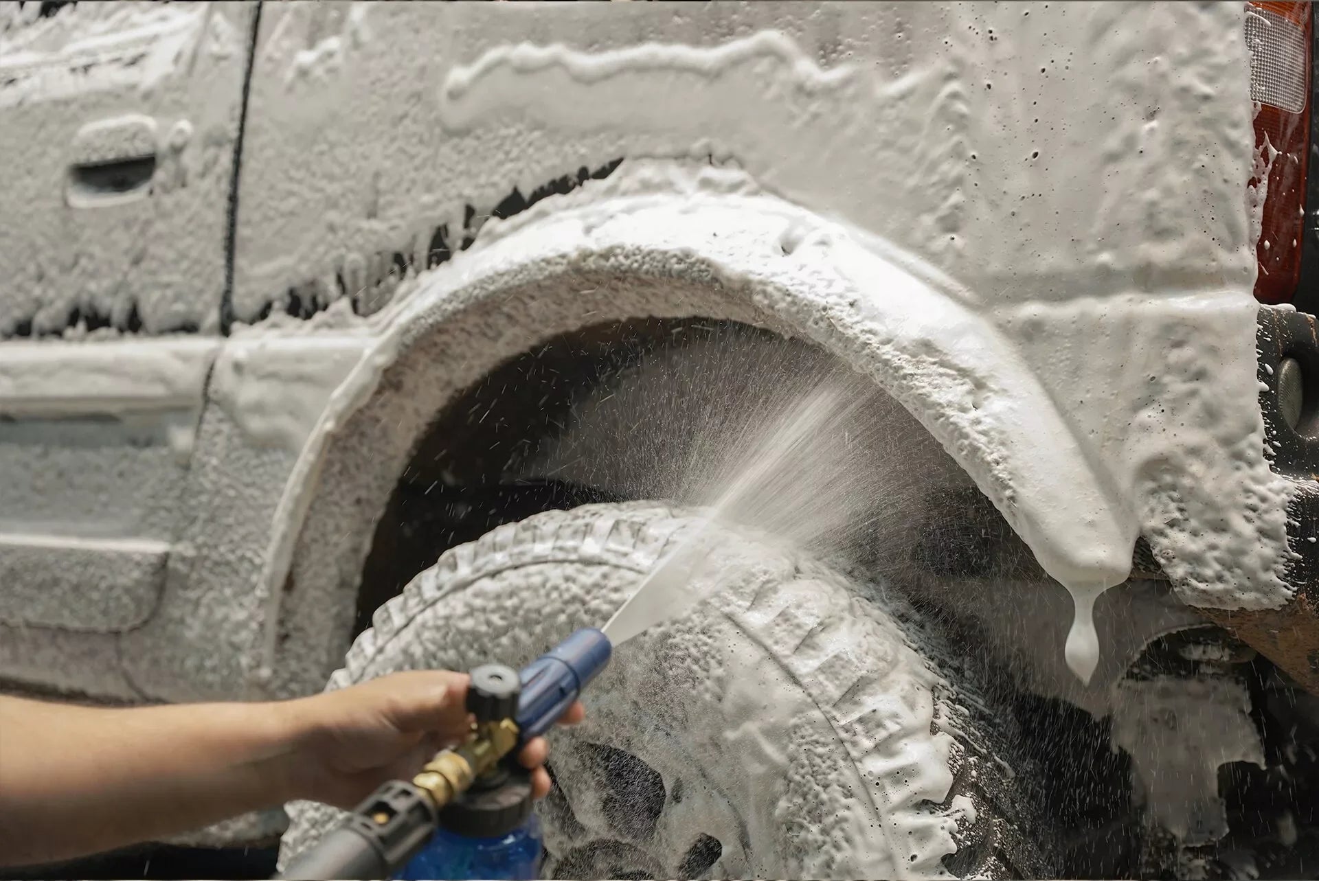 V MOL – Shampoo Desincrustante de lodo o barro